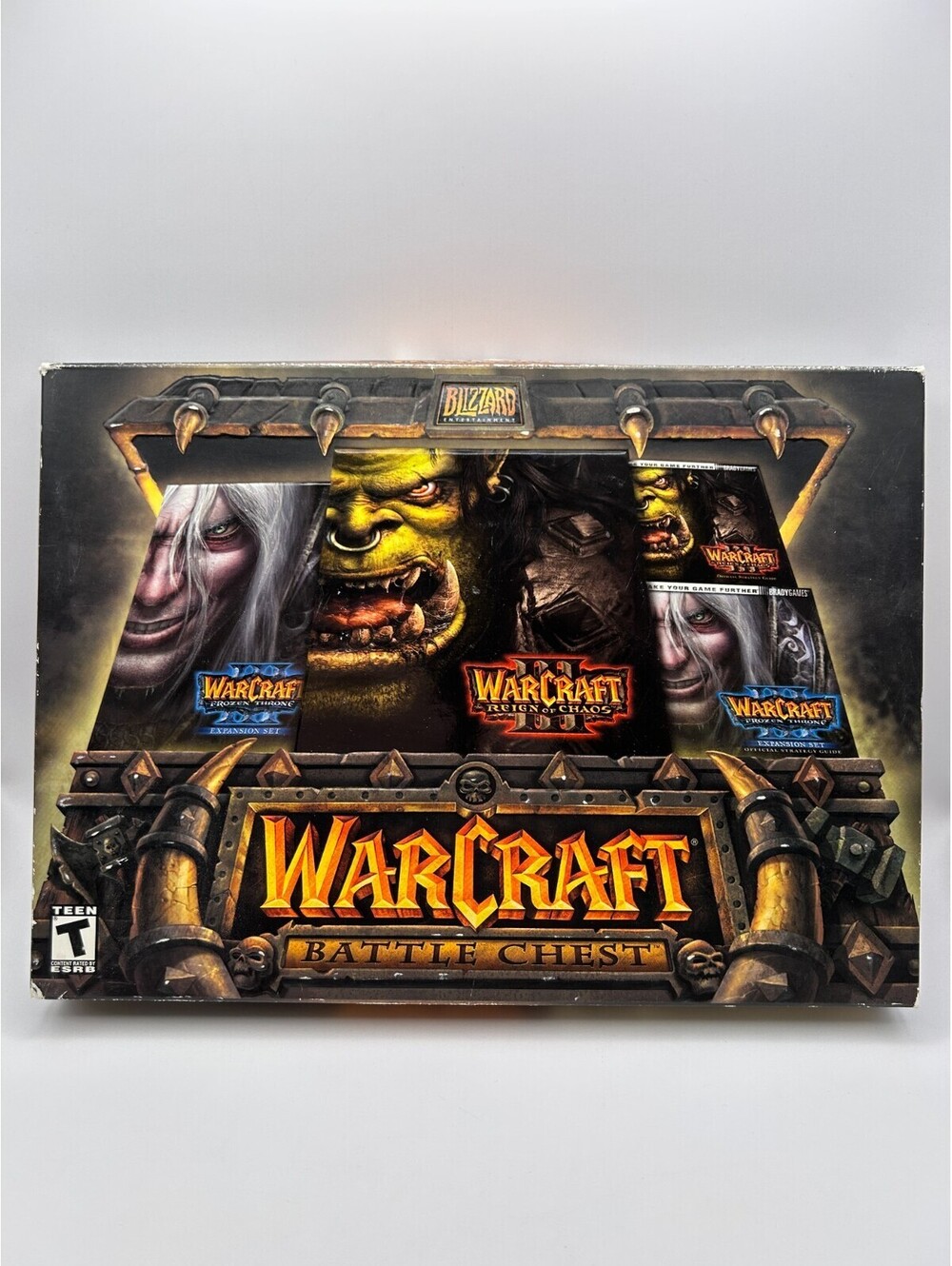Warcraft III Battle Chest Box + BradyGames Guides Manuals + WoW Trial DVD